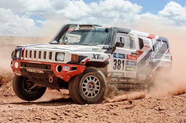 Český závodník Tomáš Ouředníček během 7. etapy Rallye Dakar.