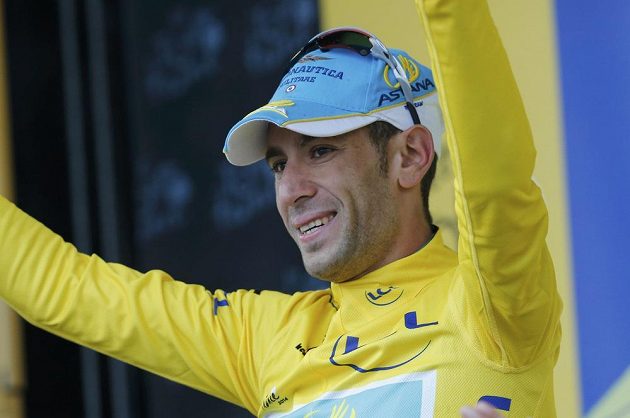 Ital Vincenzo Nibali v těžké páté etapě Tour navýšil náskok v čele celkového pořadí.