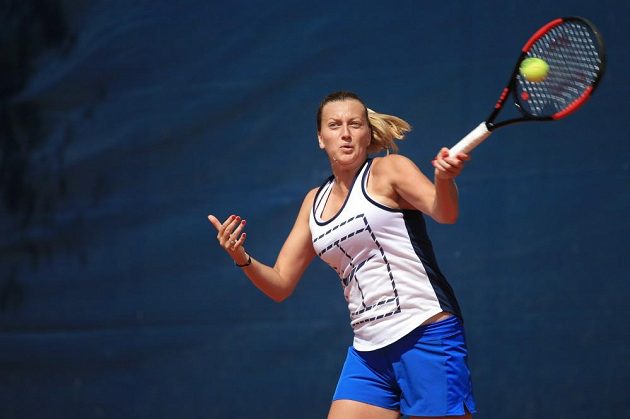 Forehand patří k silným zbraním Kvitové.