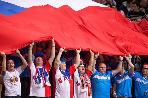 Fanoušci ve finále Fed Cupu 2015.