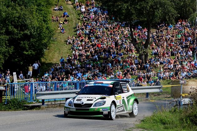 Jan Kopecký se Škodou Fabia S2000 při Barum rallye 2013.