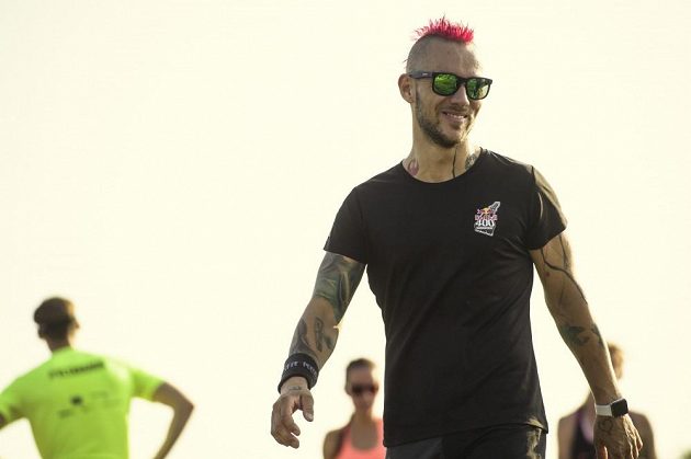 Kouč Jakub Bína byl v pohodě. Ostatní moc ne. Trénink, který bolel. Prokopské údolí v Praze a příprava na RedBull 400, výběh skokanského můstku v Harrachově.
