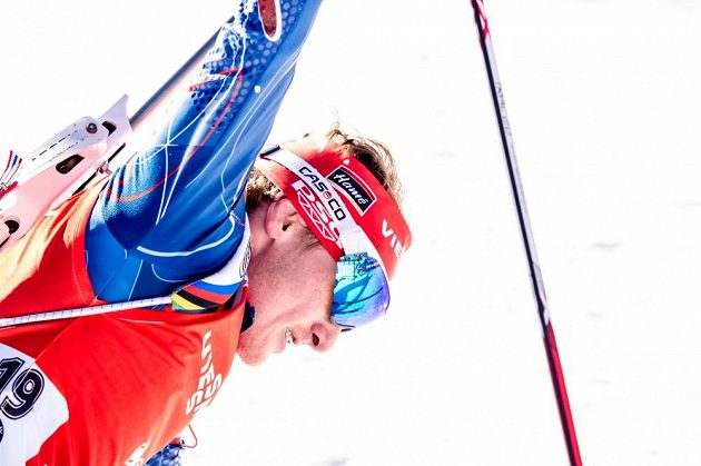 Ondřej Moravec v cíli sprintu v Pokljuce.