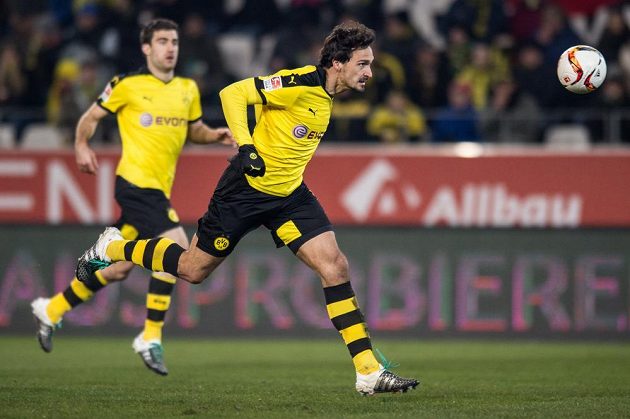 Obránce Borussie Dortmund Mats Hummels během přípravného utkání proti Spartě.