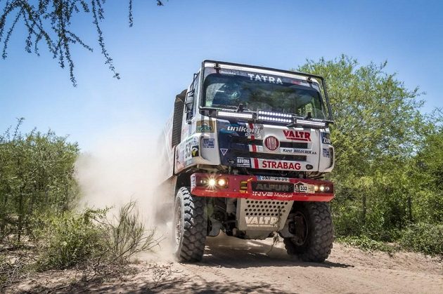 Jaroslav Valtr s kamiónem Tatra na trati Rallye Dakar.