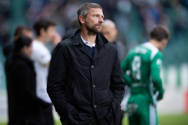 Trenér Bohemians Martin Hašek během utkání nadstavby Fortuna ligy ve skupině o záchranu.