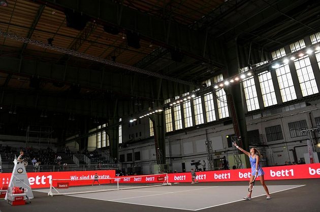 Netradiční kulisy finálového duelu mezi Petrou Kvitovou a Elinou Svitolinovou