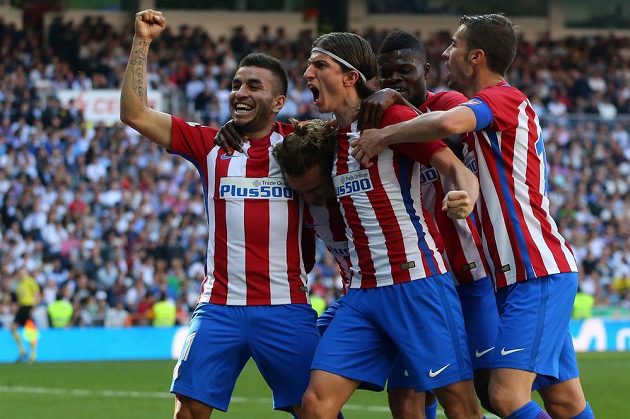 Radost v podání Atlétika Madrid poté co Antoine Griezmann chvíli před koncem vyrovnal stav madridského derby na konečných 1:1.