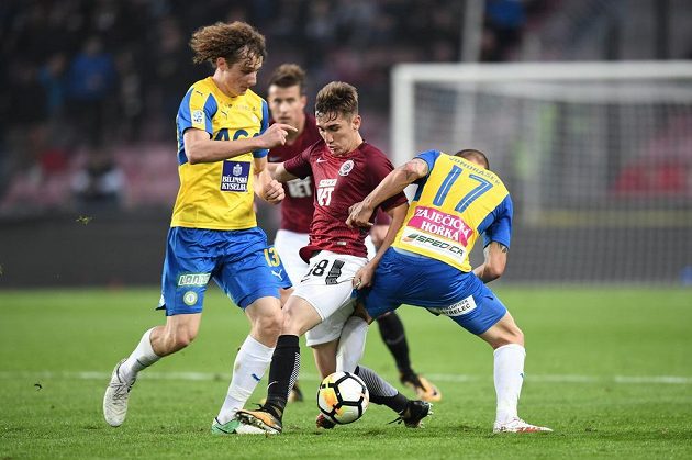 Fotbalisté Sparty ovládli ligový zápas s Teplicemi. Severočeši potvrdili, že se jim na hřištích soupeřů nedaří.