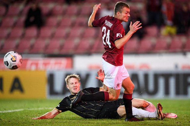 Matěj Polidar from Sparta Prague and David Štěpánek from Jablonec during the match.