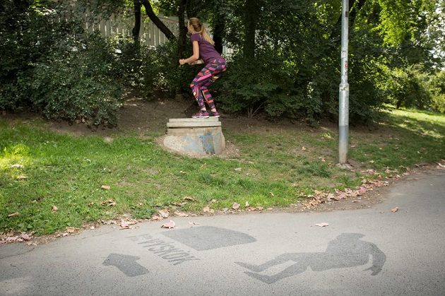 Výskoky snožmo vylepší běžeckou dynamiku.