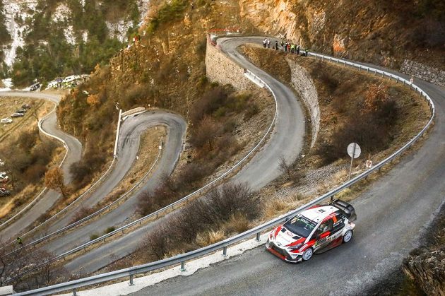 Jari-Matti Latvala a Miika Anttilla s Toyotou Yaris WRC na trati Rallye Monte Carlo, kde vybojovali druhou příčku.