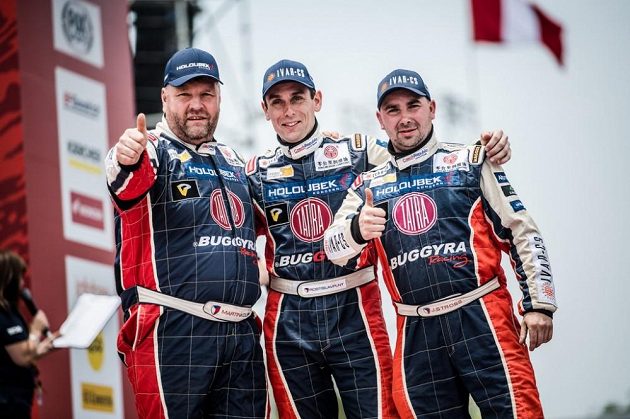 Tým TATRA Buggyra Racing před Rallye Dakar 2018.