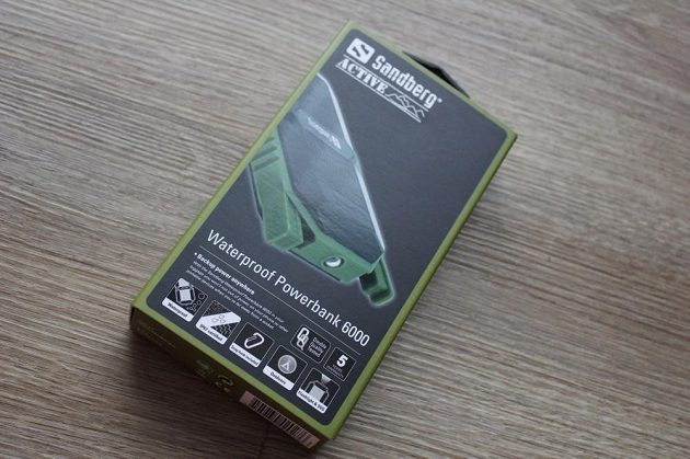 Odolná powerbanka Sandberg Waterproof Powerbank 6000 - piktogramy na balení ilustrují její nadstandardní vlastnosti.