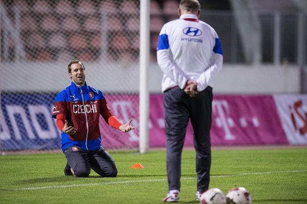 Brankář Petr Čech na tréninku české fotbalové reprezentace před přípravnými zápasy se Srbskem a Polskem.