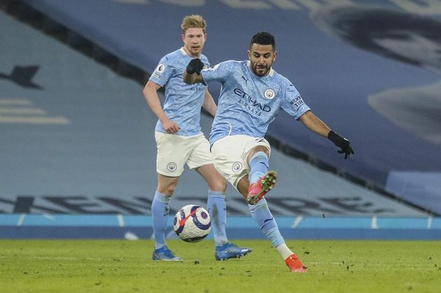 Fotbalisté Manchesteru City prodloužili vítěznou sérii o 21. soutěžní zápas. V předehrávce 29. kola anglické ligy porazili Wolverhampton. Na snímku autor jedné z branek Riyad Mahrez.