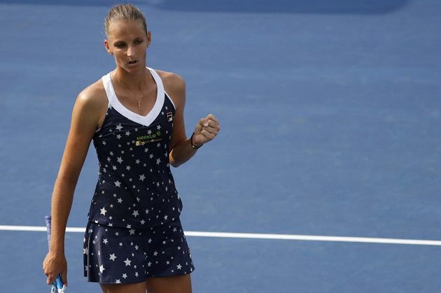 Jako první z českých hráček si na grandslamovém US Open zajistila postup do druhého kola Karolína Plíšková.