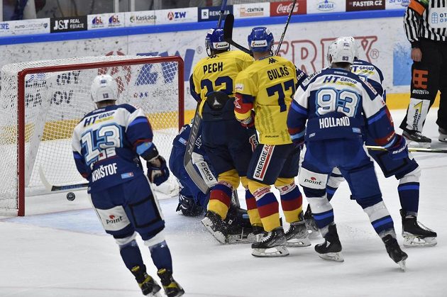 Hokejisté Českých Budějovic měli v úvodu utkání na ledě Komety Brno hodně důvodů k radosti, rychle vedli o dvě branky.