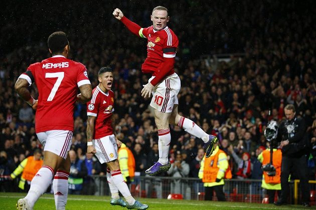 Wayne Rooney jásá, dal jediný gól Manchesteru United proti CSKA v utkání LM.
