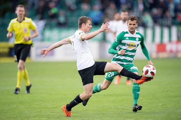 Matěj Polidar z Příbrami během utkání nadstavby Fortuna ligy ve skupině o záchranu s Bohemians.