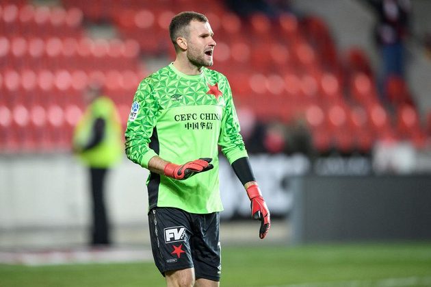 Brankář Slavie Praha Ondřej Kolář během utkání čtvrtfinále MOL Cupu s Libercem.