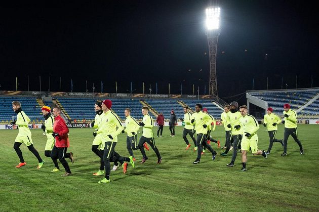 Fotbalisté Sparty Praha během tréninku před utkáním Evropské ligy proti Rostovu.