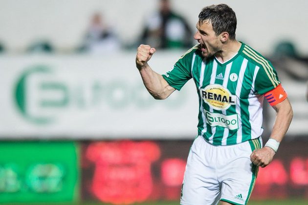 Josef Jindříšek z Bohemians během utkání čtvrtfinále MOL Cupu s FK Mladá Boleslav.