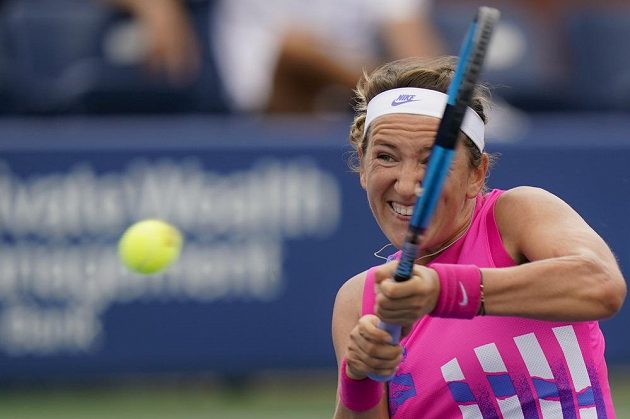 Běloruská tenistka Victoria Azarenková na turnaji v New Yorku pobavila sama sebe nepovedeným úderem.