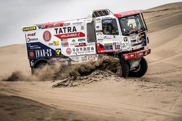 Tatra Martina Šoltyse během závěrečného testování před zahájením Rallye Dakar.