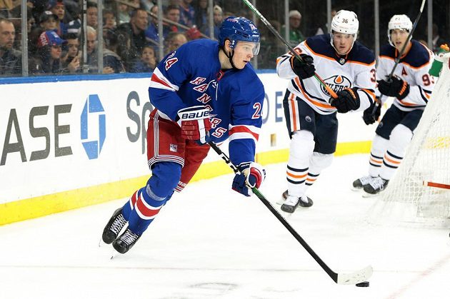 Finský talent Kaapo Kakko poprvé skóroval v dresu New York Rangers v NHL.
