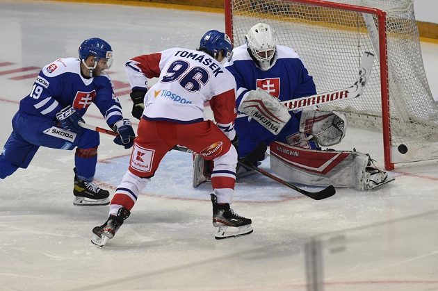 Cesko Slovensko 2 1 Pumelice Rozsekla Derby Kvaca Pri Debutu Caroval A Cesi Slavili I V Odvete Sport Cz