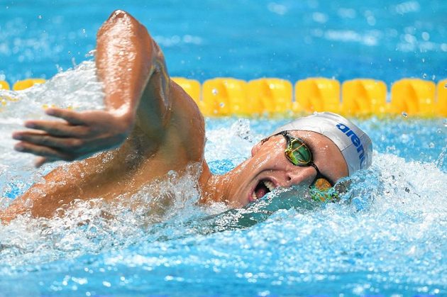 Český plavec Jan Micka během finále závodu na 1 500 m volný způsob.