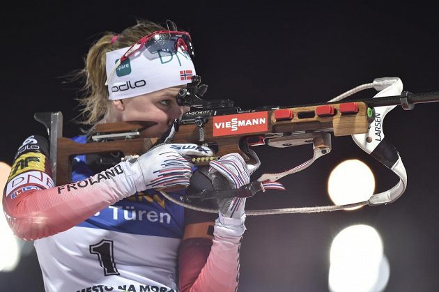 Vítězka sobotní stíhačky v Novém Městě na Moravě Marte Olsbuová Röiselandová z Norska.