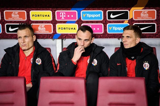 Fotbalisté Sparty Praha Lukáš Štetina (vlevo), David Lischka a Bořek Dočkal během utkání se Zlínem.
