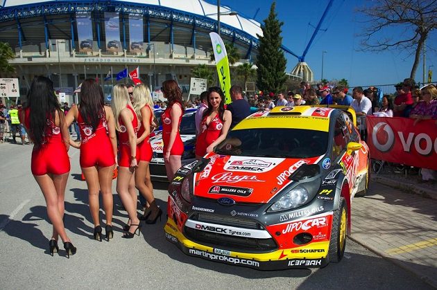 Ford Fiesta WRC Martina Prokopa na trati Portugalské rallye.