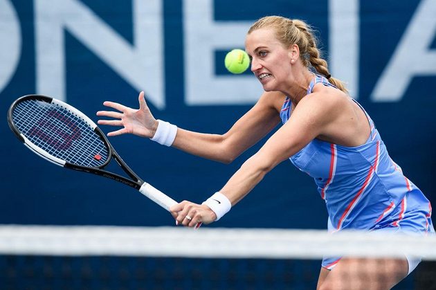 Petra Kvitová v zápase proti Karolíně Muchové ve finále tenisového turnaje O pohár prezidenta ČTS.