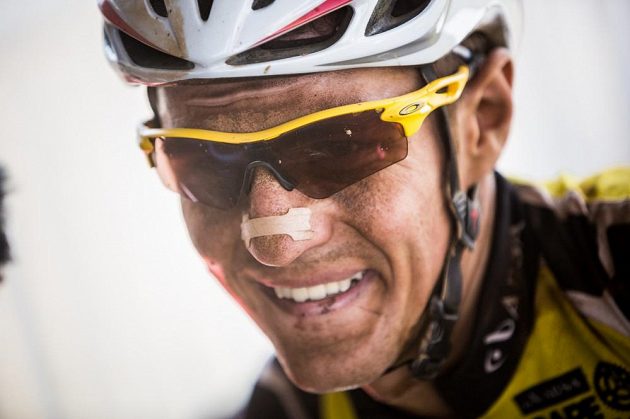 Jaroslav Kulhavý z týmu Songo Specialized po jedné z etap Cape Epic 2015.