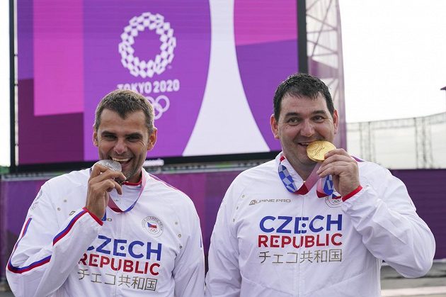 Historický český triumf! Zlatý Jiří Lipták (vpravo) a stříbrný David Kostelecký.