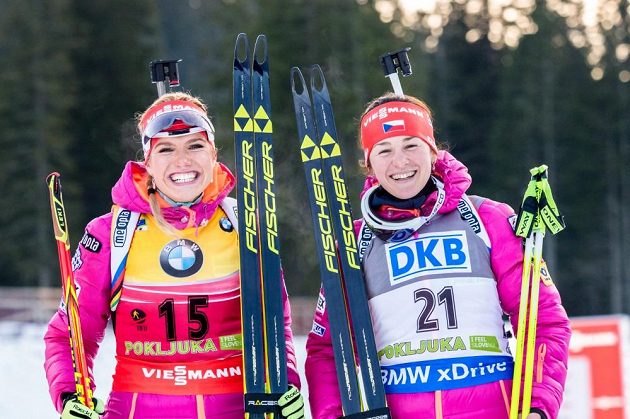 Gabriela Soukalová s Veronikou Vítkovou se jen těsně nevešly na stupně vítězek.