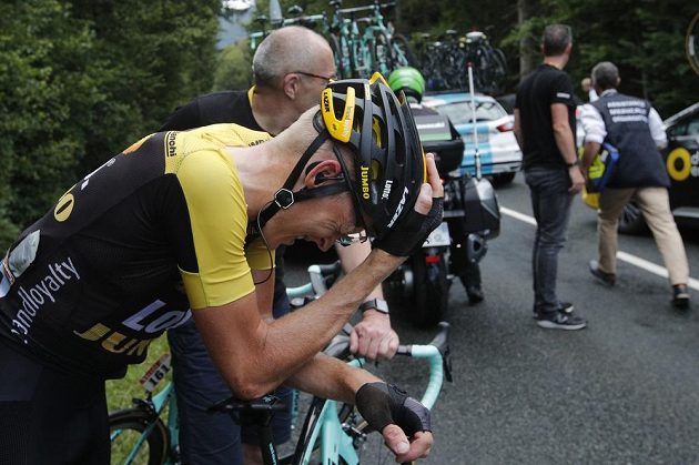 Zklamaný Nizozemec Robert Gesink. I pro něho Tour kvůli zranění předčasně skončila.