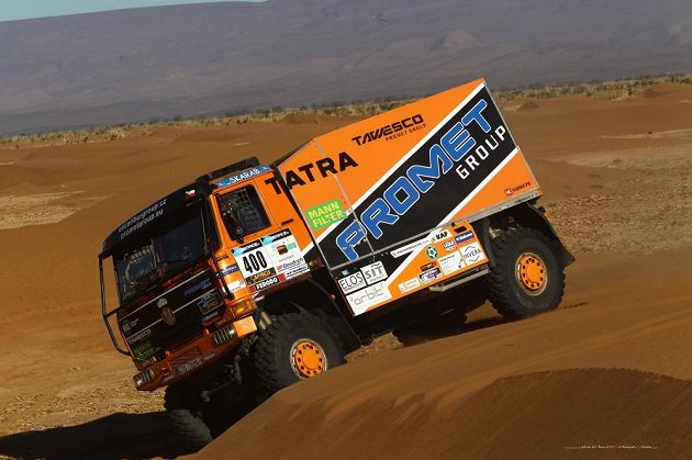 Tomáš Tomeček s Tatrou na trati Afrika Eco Race 2015.