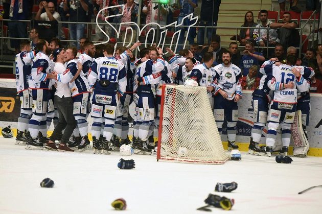 Je dobojováno. Hokejisté Brna obhájili mistrovský titul, Třinec ve finále porazili 4:1 na zápasy.