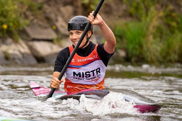 Veronika Vojtová zvítězila ve Veltrusích v kategorii K1.