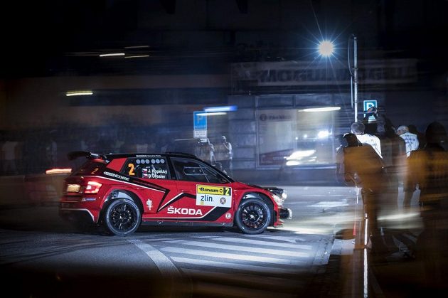 Jan Kopecký se Škodou Fabia R5 na trati Barum rallye 2016.
