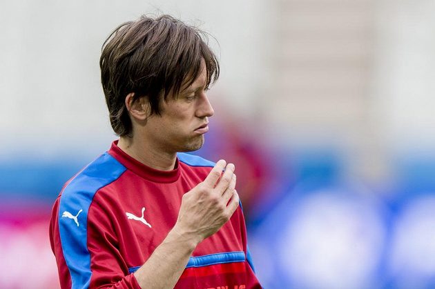 Záložník Tomáš Rosický na tréninku české reprezentace před zápasem s Chorvatskem.
