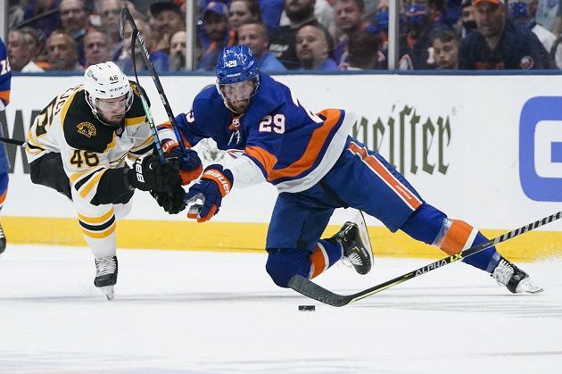 Nhl Ny Islanders Boston 6 2 Sen O Stanley Cupu Je Pryc Boston Podlehl Pastrnak S Krejcim Prihravali Na Goly Sport Cz