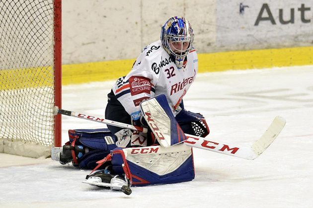 Brankář Patrik Bartošák z Vítkovic.
