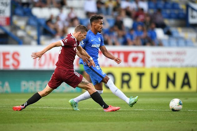 Theodor Gebre Selassie in the match against Sparta