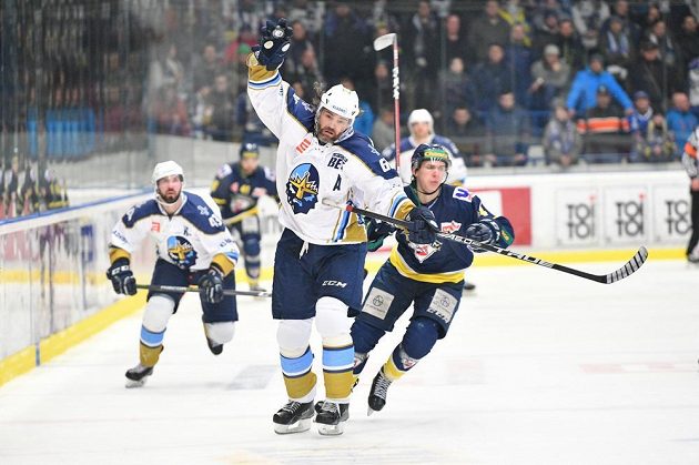 Legendární kladenský útočník Jaromír Jágr během utkání Chance ligy s HC Ústí nad Labem.