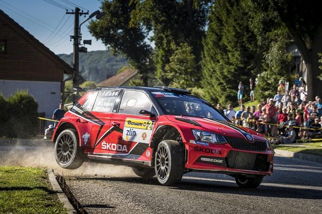 Jan Kopecký se Škodou Fabia R5 na trati Barum rallye 2016.
